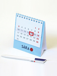 Posunovací okénko na kalendář 1M