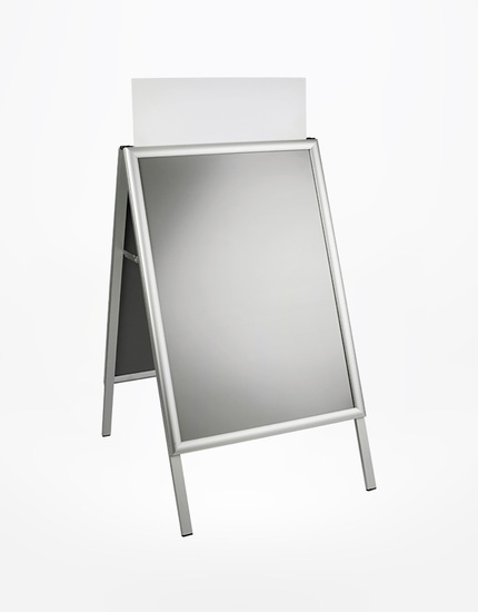 A Stand with Snapframe Classic 33 with logopanel, sharp corners CL33SHALP