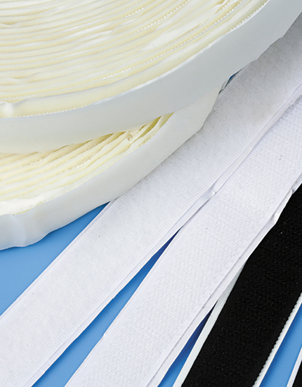 Lepící páska s černým suchým zipem VT20/B