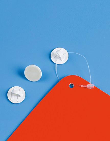 Selfadhesive Hanging Button 119