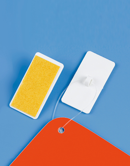 Selfadhesive Hanging Button 121